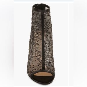 Jewel Badgley Mischka Lace peep toe bootie